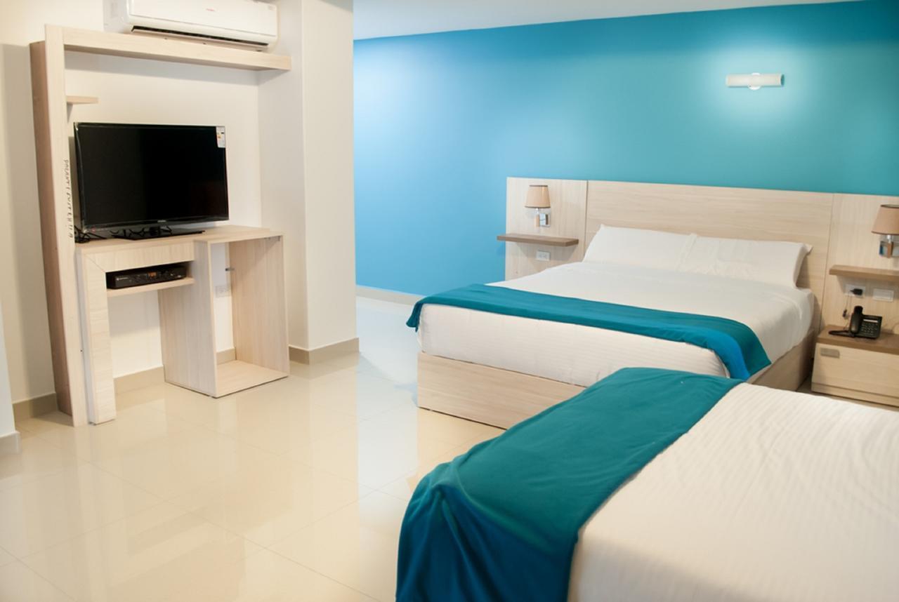 Hotel - Centro Comercial Punta Del Mar Salinas (Santa Elena) Exteriér fotografie